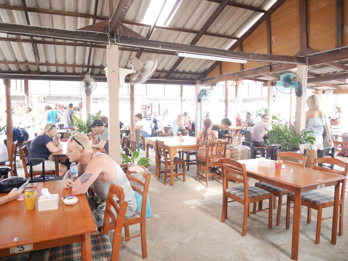 At Pier Hostel Lanta Ko Lanta Екстериор снимка