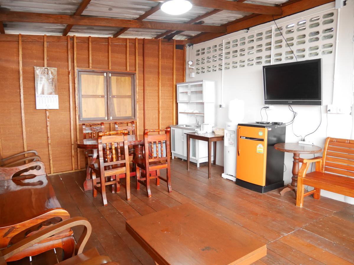 At Pier Hostel Lanta Ko Lanta Екстериор снимка