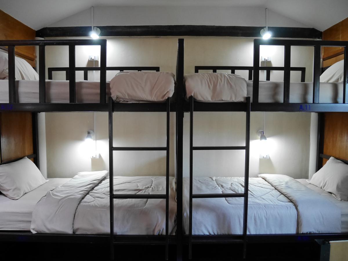 At Pier Hostel Lanta Ko Lanta Екстериор снимка