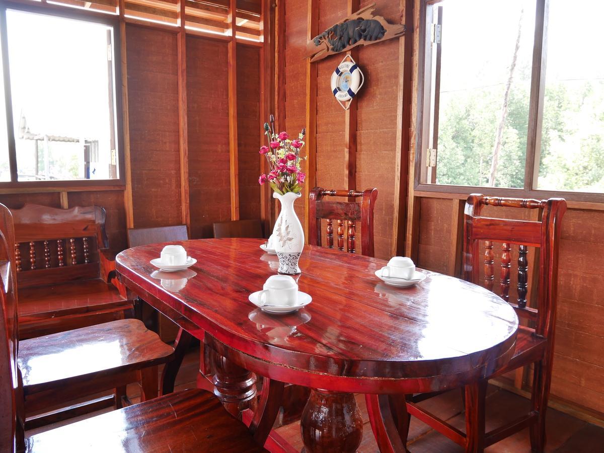 At Pier Hostel Lanta Ko Lanta Екстериор снимка